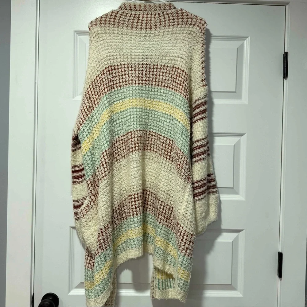 Net 153 NWT Multicolor Knit Cardigan